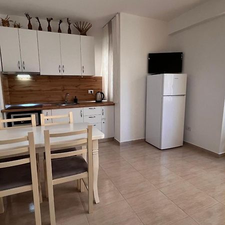 Mire Apartment ドゥラス エクステリア 写真